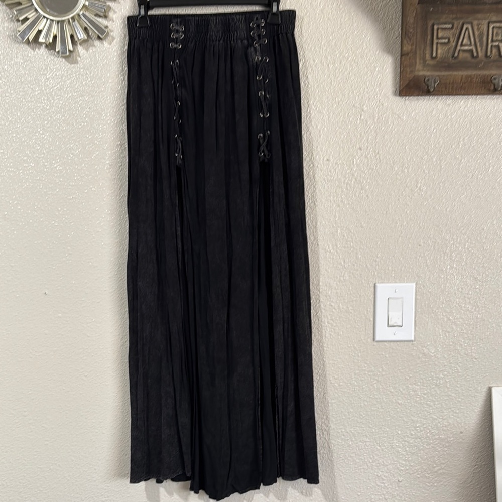 Vintage Havana Black Maxi Skirt